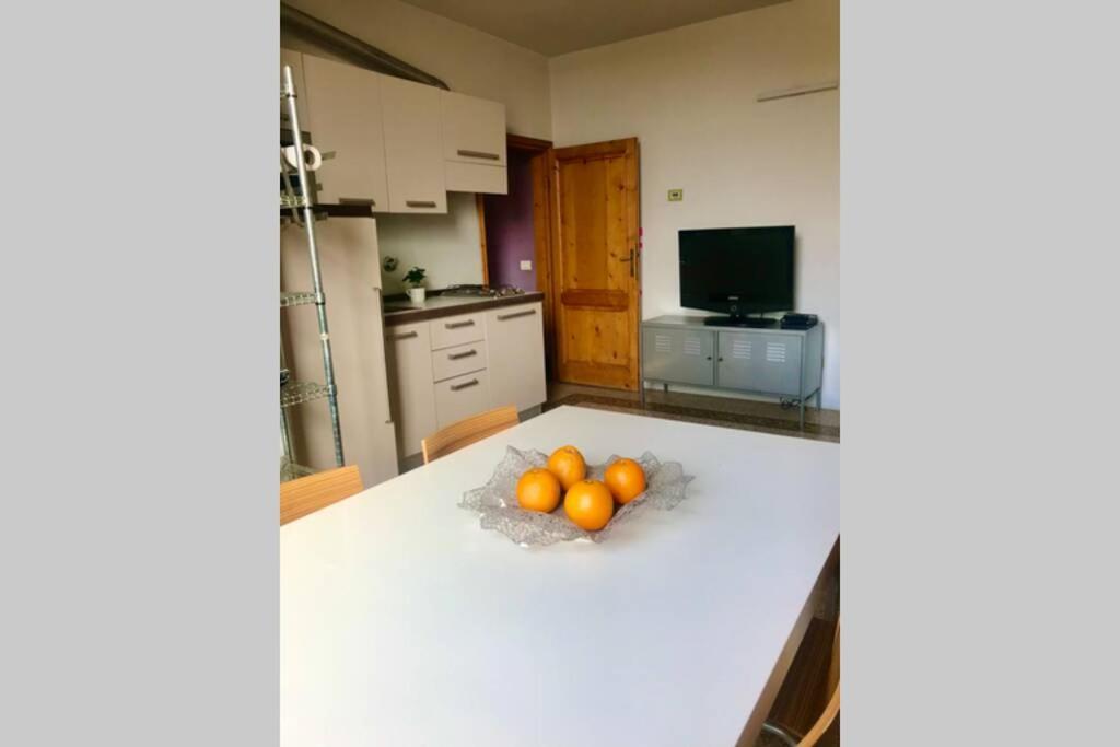 Apartment Sunny Floor In San Frediano Florenz